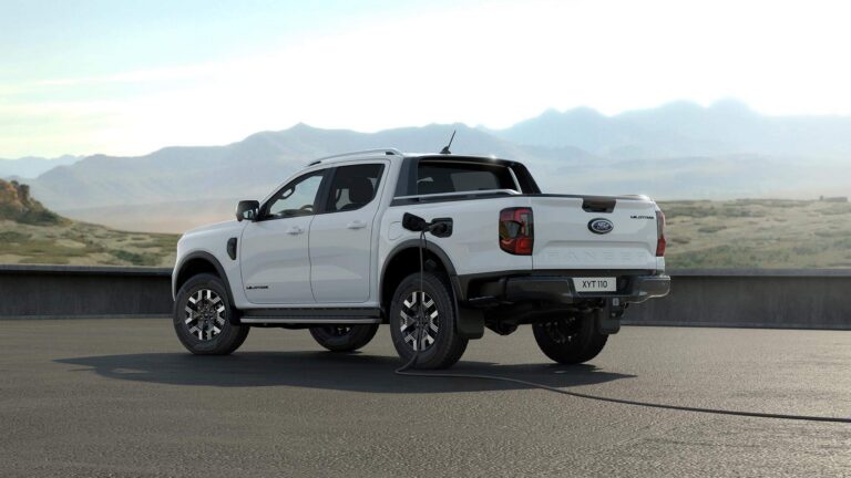Ford Ranger Hybrid unveiled