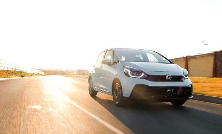 Honda FIT range facelift