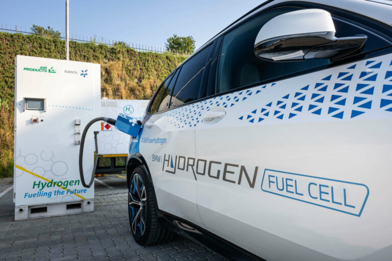 BMW partners on Hydrogen fuel EVs