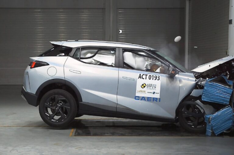 GS3 Emzoom earns five-star safety rating