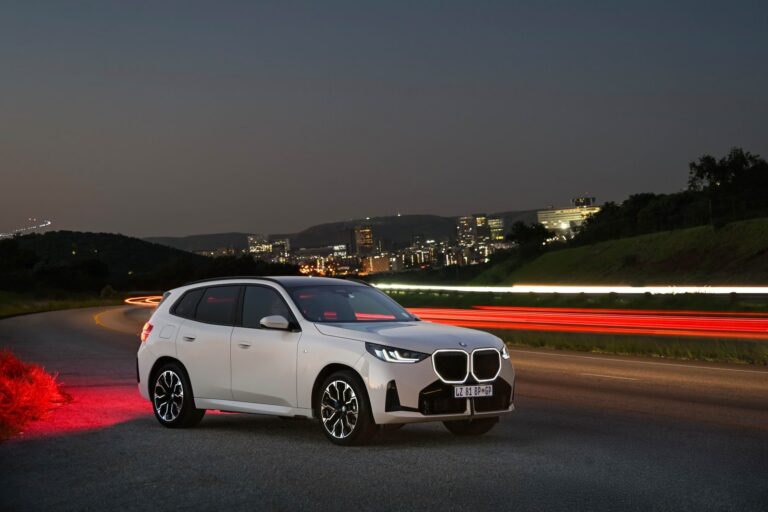 BMW X3 crowned COTY