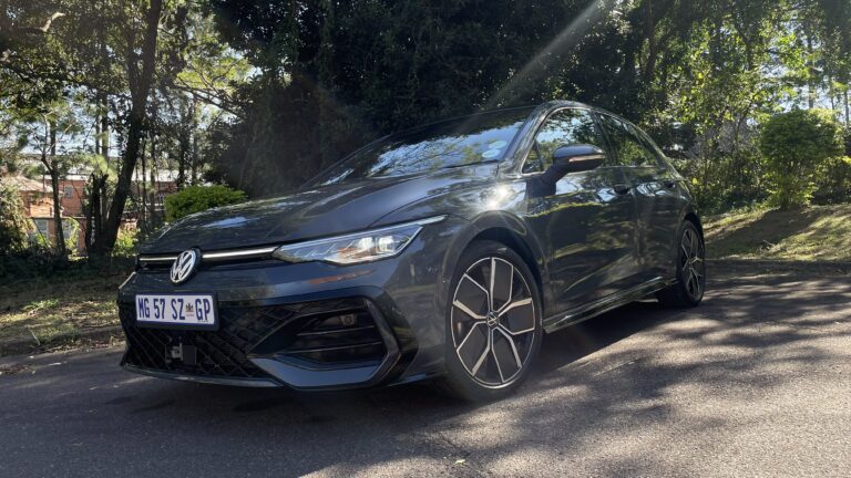 Review : Volkswagen Golf 8.5 TSI R Line