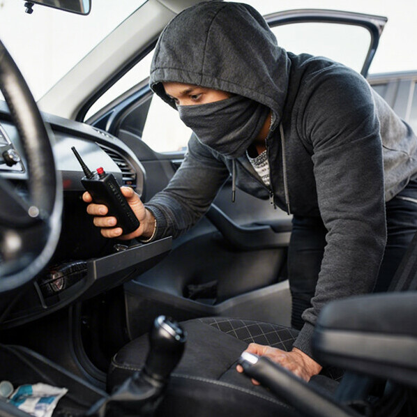 Can a GPS Tracker help prevent vehicle theft?
