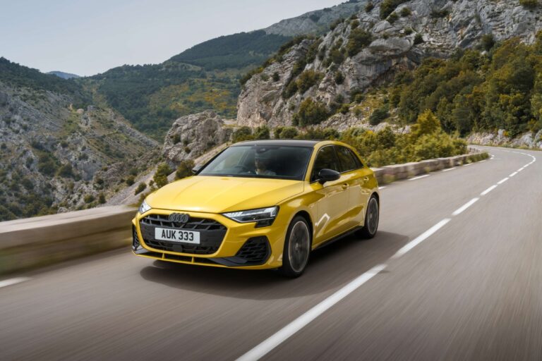 iMoto Review: Audi S3 “245kW”