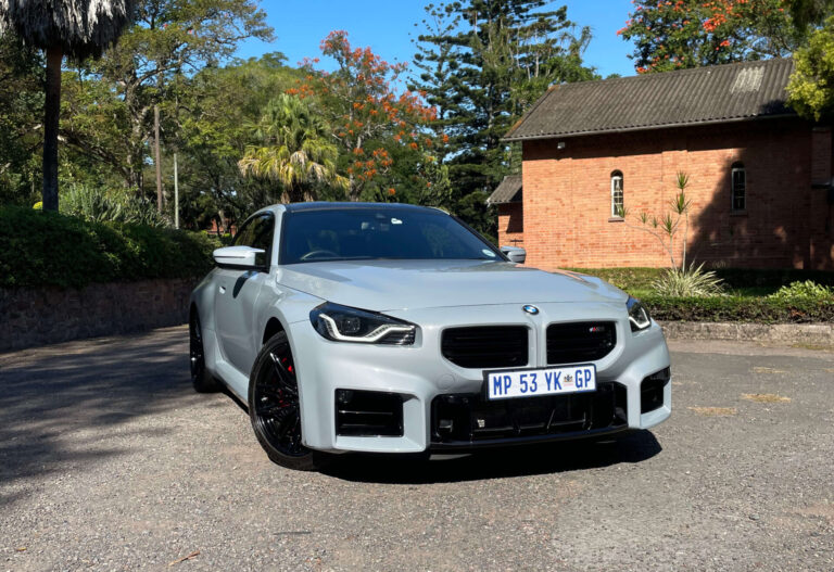 iMoto Review: BMW M2