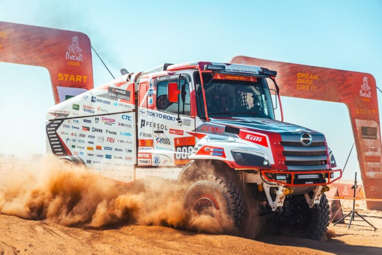 Hino take on darkar rally