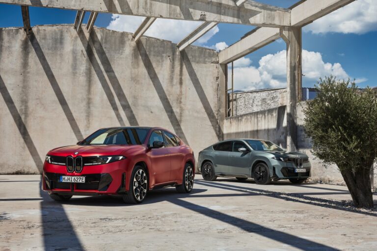 BMW unveil iX4